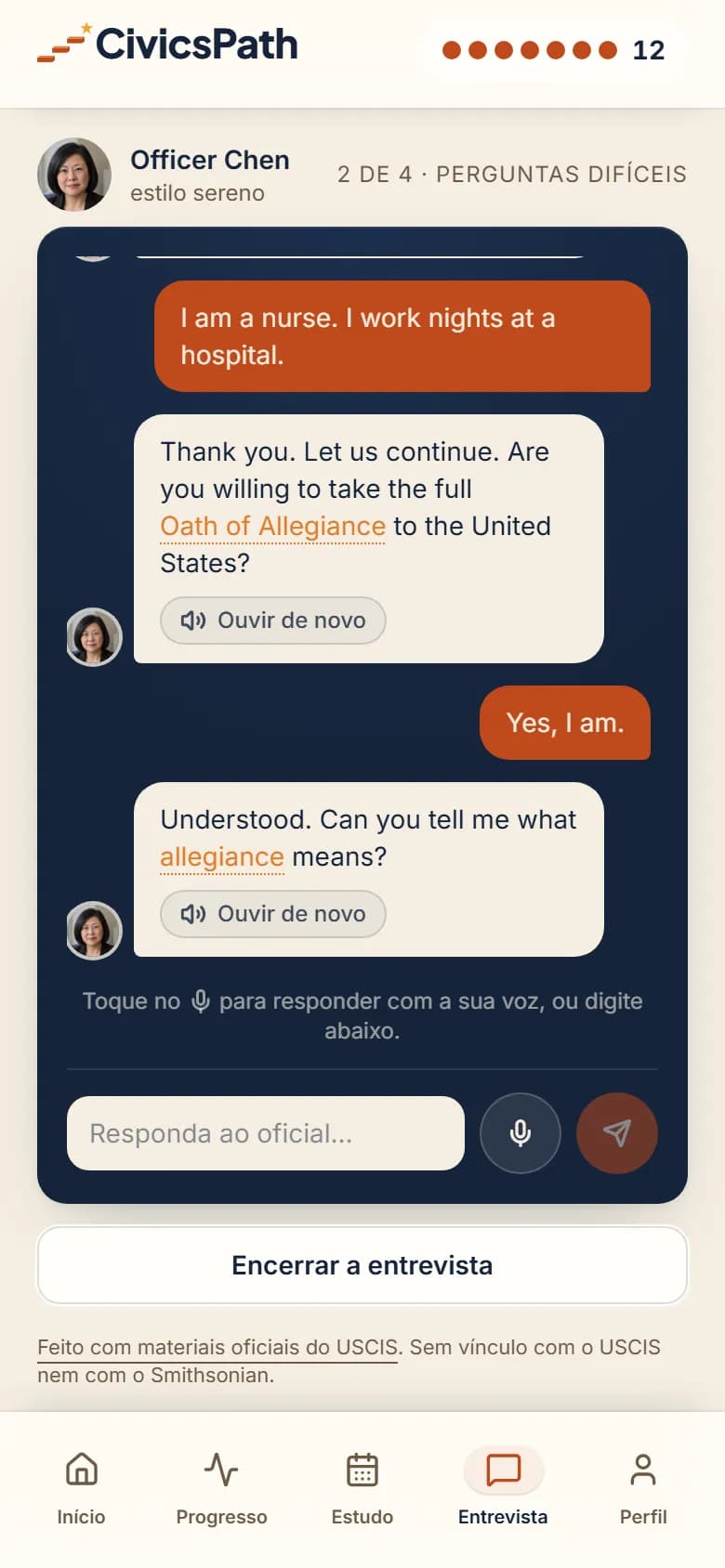 O simulado em andamento: Officer Chen pergunta o que allegiance significa, com microfone e campo de texto para responder.